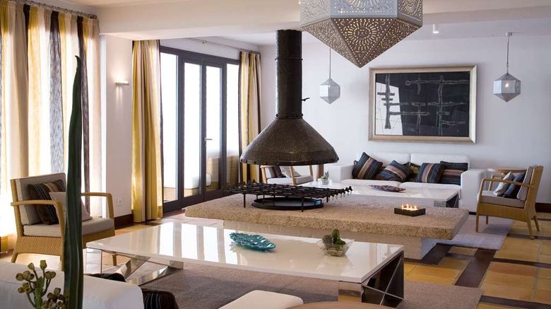 <b>Parador de Mojacar Lobby</b>. Images powered by <a href="https://iceportal.shijigroup.com/" title="IcePortal" target="_blank">IcePortal</a>.