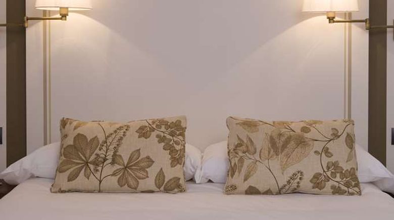 <b>Parador de Puebla de Sanabria Room</b>. Images powered by <a href="https://iceportal.shijigroup.com/" title="IcePortal" target="_blank">IcePortal</a>.