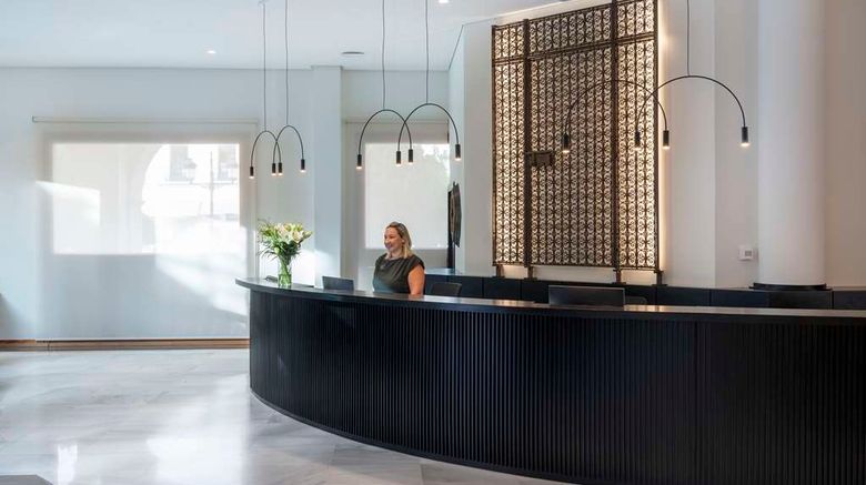 <b>Parador de Ronda Lobby</b>. Images powered by <a href="https://iceportal.shijigroup.com/" title="IcePortal" target="_blank">IcePortal</a>.