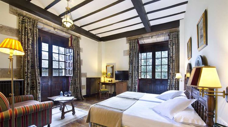 Parador de Santillana Gil Blas Room