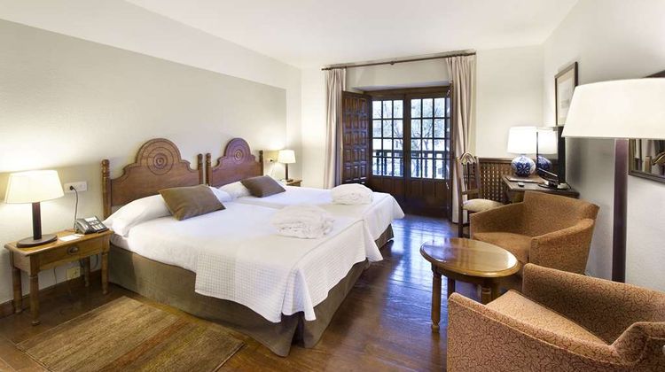Parador de Santillana Room