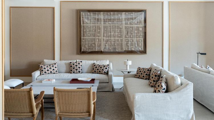 Parador de Santillana Lobby