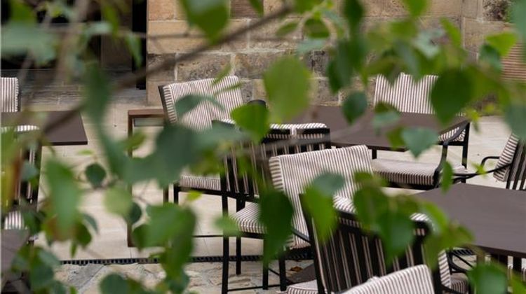 Parador de Santillana Exterior