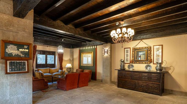Parador de Sos del Rey Catolico Lobby