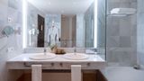 <b>Parador de Sos del Rey Catolico Suite</b>. Images powered by <a href="https://iceportal.shijigroup.com/" title="IcePortal" target="_blank">IcePortal</a>.