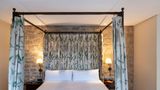 <b>Parador de Sos del Rey Catolico Suite</b>. Images powered by <a href="https://iceportal.shijigroup.com/" title="IcePortal" target="_blank">IcePortal</a>.