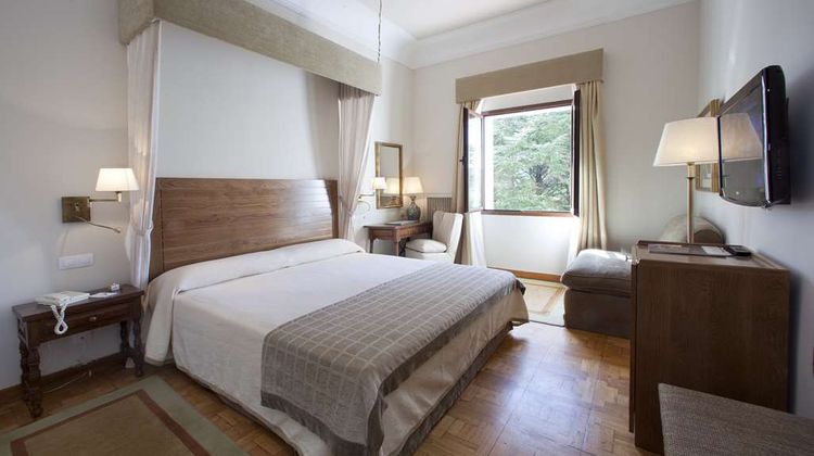 Parador de Teruel Room