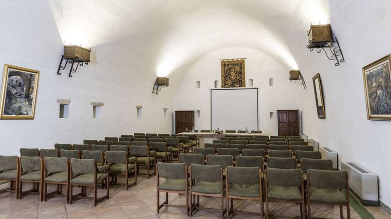 <b>Parador de Tortosa Meeting</b>. Images powered by <a href="https://iceportal.shijigroup.com/" title="IcePortal" target="_blank">IcePortal</a>.