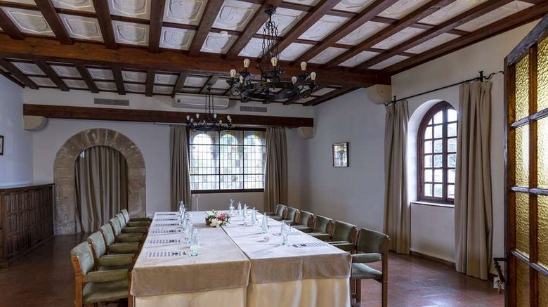 <b>Parador de Tortosa Meeting</b>. Images powered by <a href="https://iceportal.shijigroup.com/" title="IcePortal" target="_blank">IcePortal</a>.