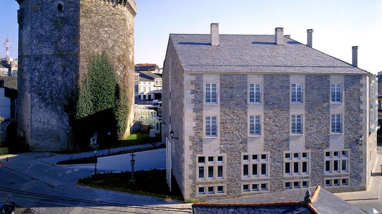 <b>Parador de Villalba Restaurant</b>. Images powered by <a href="https://iceportal.shijigroup.com/" title="IcePortal" target="_blank">IcePortal</a>.
