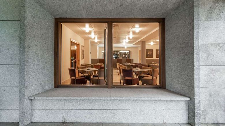 <b>Parador Villafranca del Bierzo Restaurant</b>. Images powered by <a href="https://iceportal.shijigroup.com/" title="IcePortal" target="_blank">IcePortal</a>.