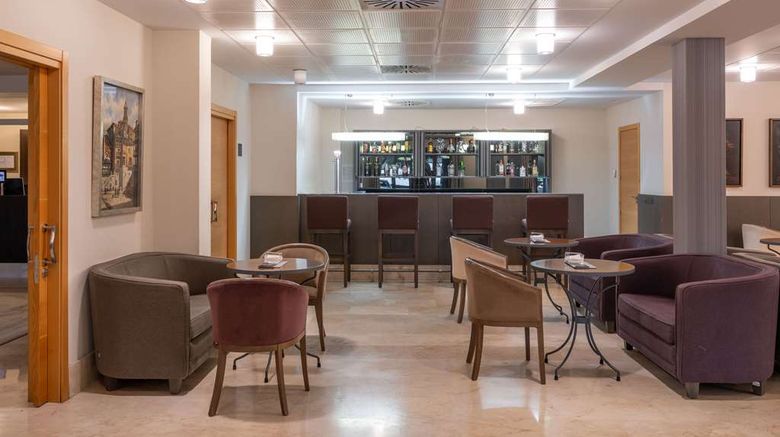 <b>Parador Villafranca del Bierzo Restaurant</b>. Images powered by <a href="https://iceportal.shijigroup.com/" title="IcePortal" target="_blank">IcePortal</a>.