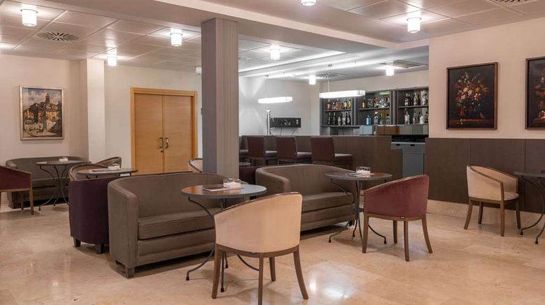 <b>Parador Villafranca del Bierzo Restaurant</b>. Images powered by <a href="https://iceportal.shijigroup.com/" title="IcePortal" target="_blank">IcePortal</a>.
