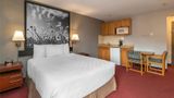 Quality Inn & Suites Vernon Suite