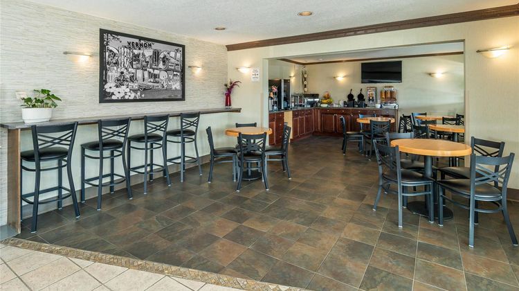 Quality Inn & Suites Vernon Restaurant