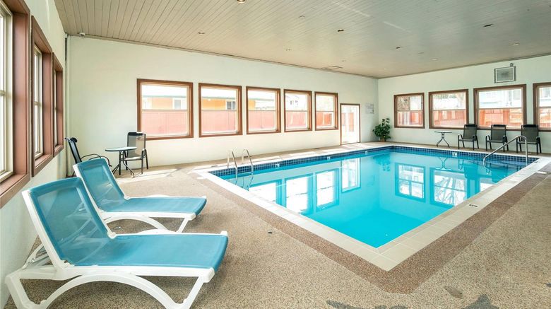 <b>Quality Inn & Suites Vernon Pool</b>. Images powered by <a href="https://iceportal.shijigroup.com/" title="IcePortal" target="_blank">IcePortal</a>.