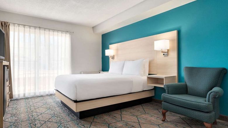 <b>Ramada by Wyndham Miramichi NB Room</b>. Images powered by <a href="https://iceportal.shijigroup.com/" title="IcePortal" target="_blank">IcePortal</a>.