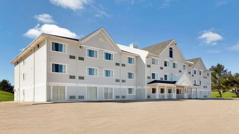 <b>Ramada by Wyndham Miramichi NB Exterior</b>. Images powered by <a href="https://iceportal.shijigroup.com/" title="IcePortal" target="_blank">IcePortal</a>.