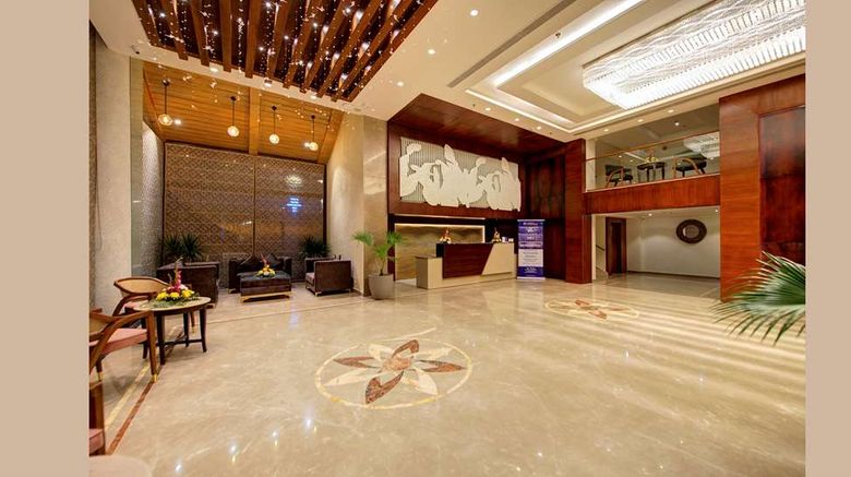 <b>Best Western Plus Revanta Lobby</b>. Images powered by <a href="https://iceportal.shijigroup.com/" title="IcePortal" target="_blank">IcePortal</a>.