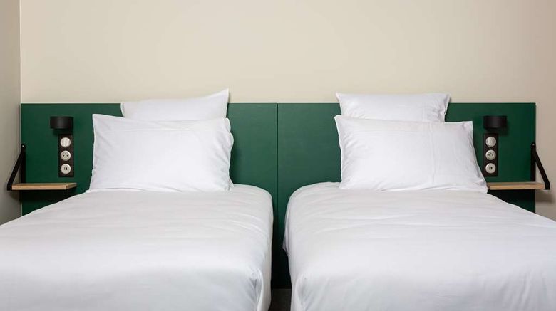 <b>Best Western 11BAUER Paris St Ouen Room</b>. Images powered by <a href="https://iceportal.shijigroup.com/" title="IcePortal" target="_blank">IcePortal</a>.