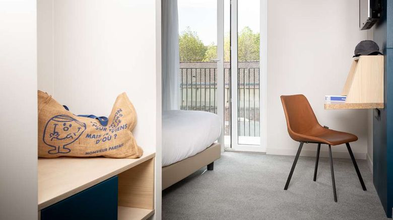 <b>Best Western 11BAUER Paris St Ouen Room</b>. Images powered by <a href="https://iceportal.shijigroup.com/" title="IcePortal" target="_blank">IcePortal</a>.