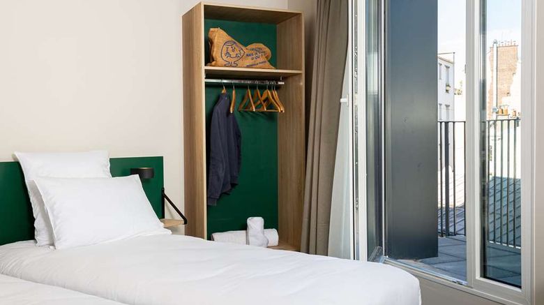 <b>Best Western 11BAUER Paris St Ouen Room</b>. Images powered by <a href="https://iceportal.shijigroup.com/" title="IcePortal" target="_blank">IcePortal</a>.