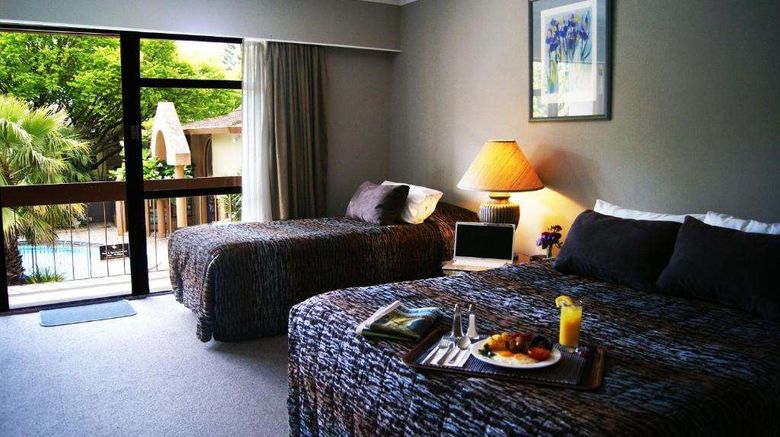 <b>Coachman Hotel Suite</b>. Images powered by <a href="https://iceportal.shijigroup.com/" title="IcePortal" target="_blank">IcePortal</a>.