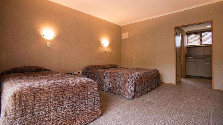 <b>Coachman Hotel Suite</b>. Images powered by <a href="https://iceportal.shijigroup.com/" title="IcePortal" target="_blank">IcePortal</a>.