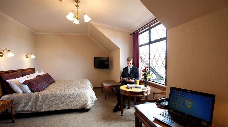 Coachman Hotel Room