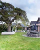 Coachman Hotel
