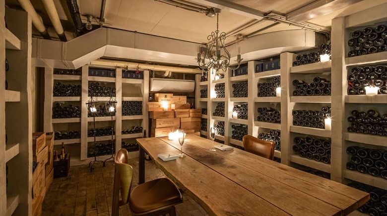 <b>Hotel Scheelsminde Restaurant</b>. Images powered by <a href="https://iceportal.shijigroup.com/" title="IcePortal" target="_blank">IcePortal</a>.