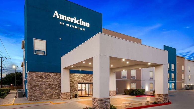 <b>AmericInn by Wyndham New Braunfels Exterior</b>. Images powered by <a href="https://iceportal.shijigroup.com/" title="IcePortal" target="_blank">IcePortal</a>.