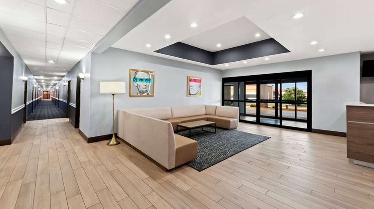 AmericInn by Wyndham New Braunfels Lobby