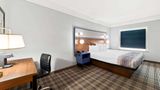 AmericInn by Wyndham New Braunfels Suite