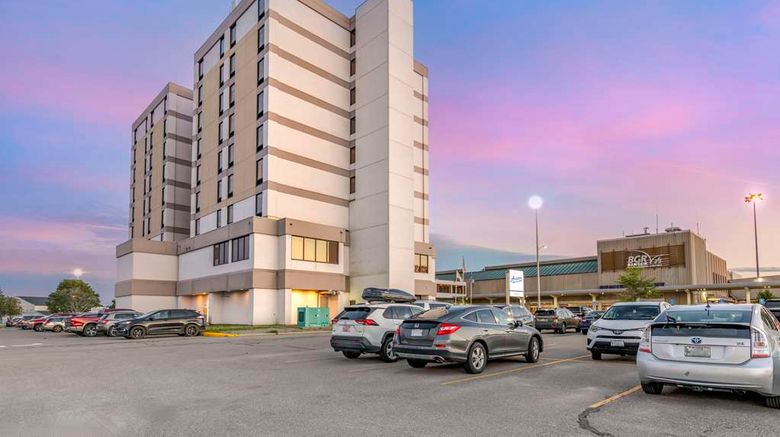<b>Bangor Aviator Hotel, BW Premier Coll Exterior</b>. Images powered by <a href="https://iceportal.shijigroup.com/" title="IcePortal" target="_blank">IcePortal</a>.