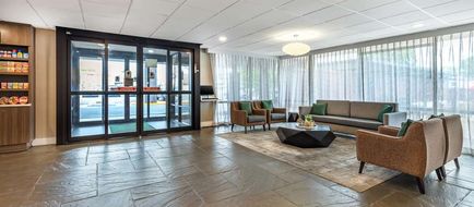 Best Western Plus Laurel Lobby