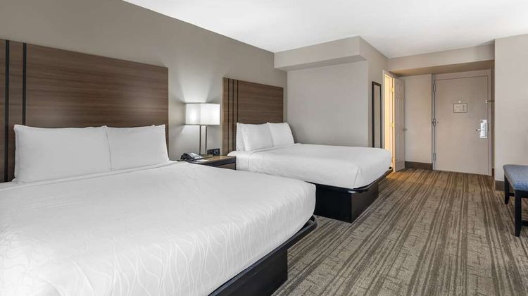 Best Western Plus Laurel Room