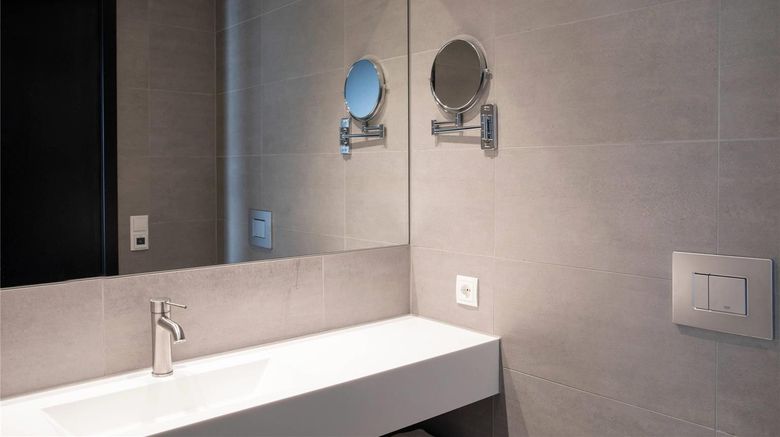 <b>Home Hotel 1624 Room</b>. Images powered by <a href="https://iceportal.shijigroup.com/" title="IcePortal" target="_blank">IcePortal</a>.