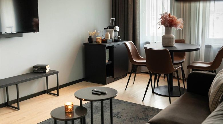 <b>Home Hotel 1624 Suite</b>. Images powered by <a href="https://iceportal.shijigroup.com/" title="IcePortal" target="_blank">IcePortal</a>.
