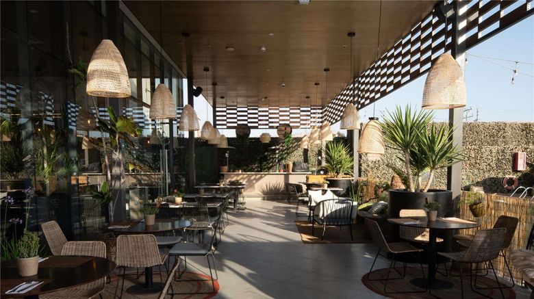 <b>Novotel Arica Hotel Restaurant</b>. Images powered by <a href="https://iceportal.shijigroup.com/" title="IcePortal" target="_blank">IcePortal</a>.