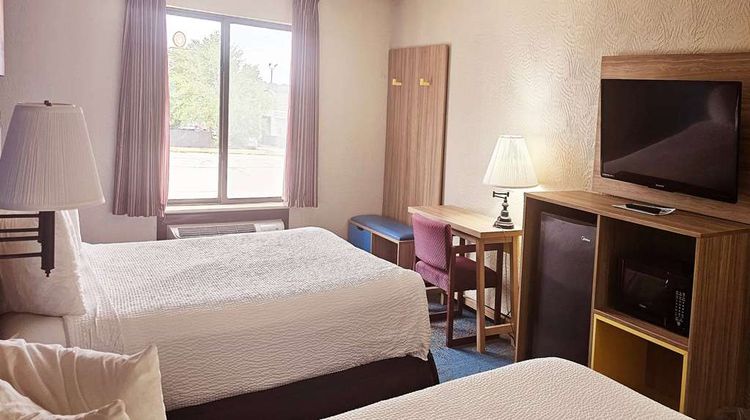 Days Inn by Wyndham Ozark Springs Room