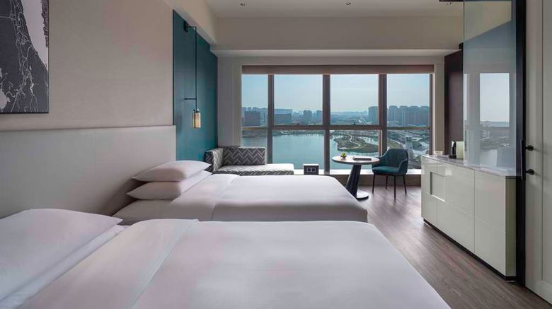 <b>Hyatt Centric Lakeside Ningbo Room</b>. Images powered by <a href="https://iceportal.shijigroup.com/" title="IcePortal" target="_blank">IcePortal</a>.
