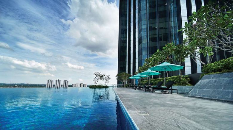 <b>DoubleTree by Hilton Shah Alam i-City Pool</b>. Images powered by <a href="https://iceportal.shijigroup.com/" title="IcePortal" target="_blank">IcePortal</a>.