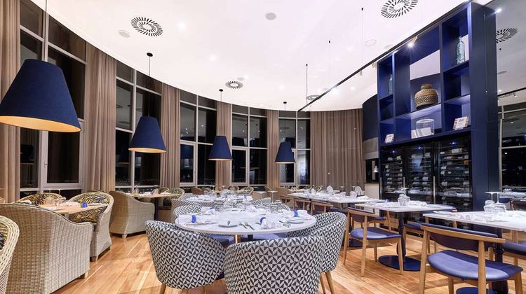 TRYP Lisboa Caparica Mar Hotel Restaurant