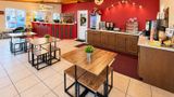 Econo Lodge Lobby