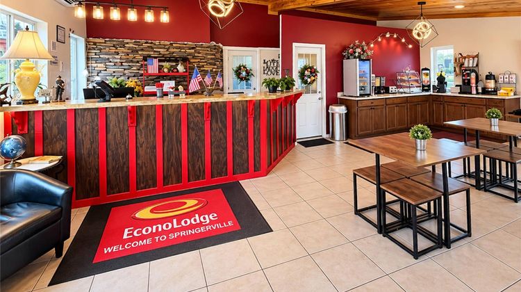 Econo Lodge Lobby