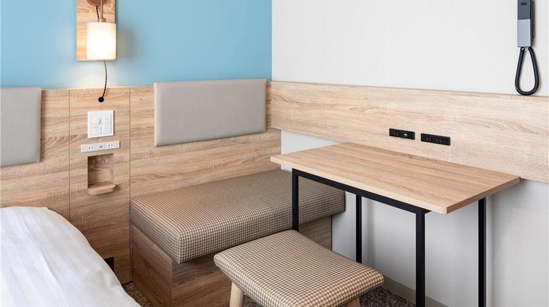 <b>Comfort Hotel Takamatsu Room</b>. Images powered by <a href="https://iceportal.shijigroup.com/" title="IcePortal" target="_blank">IcePortal</a>.