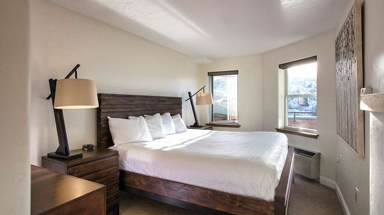 The Inn at Riverwalk Room
