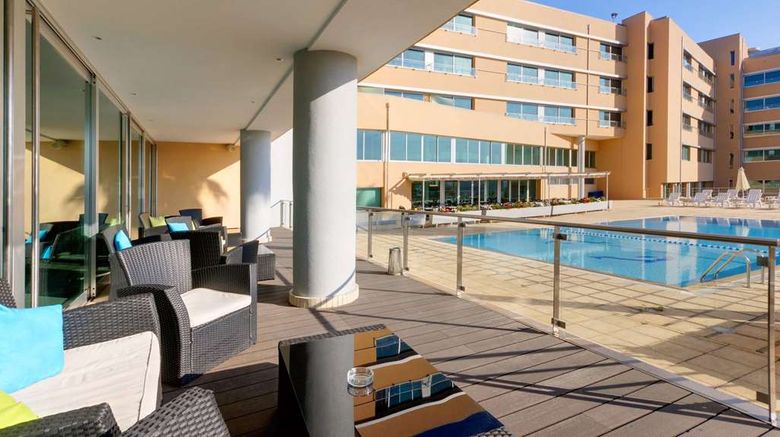 <b>Tryp Porto Expo Pool</b>. Images powered by <a href="https://iceportal.shijigroup.com/" title="IcePortal" target="_blank">IcePortal</a>.