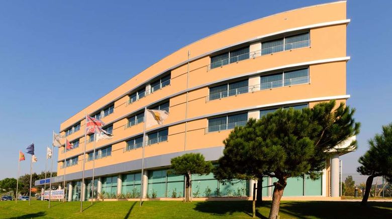 Tryp Porto Expo Exterior. Images powered by <a href="https://iceportal.shijigroup.com" target="_blank" rel="noopener">Ice Portal</a>.